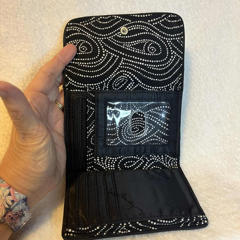 Vera Bradley Northern Lights Fall 2016 Pattern Trifold Wallet - Picture 4 of 13